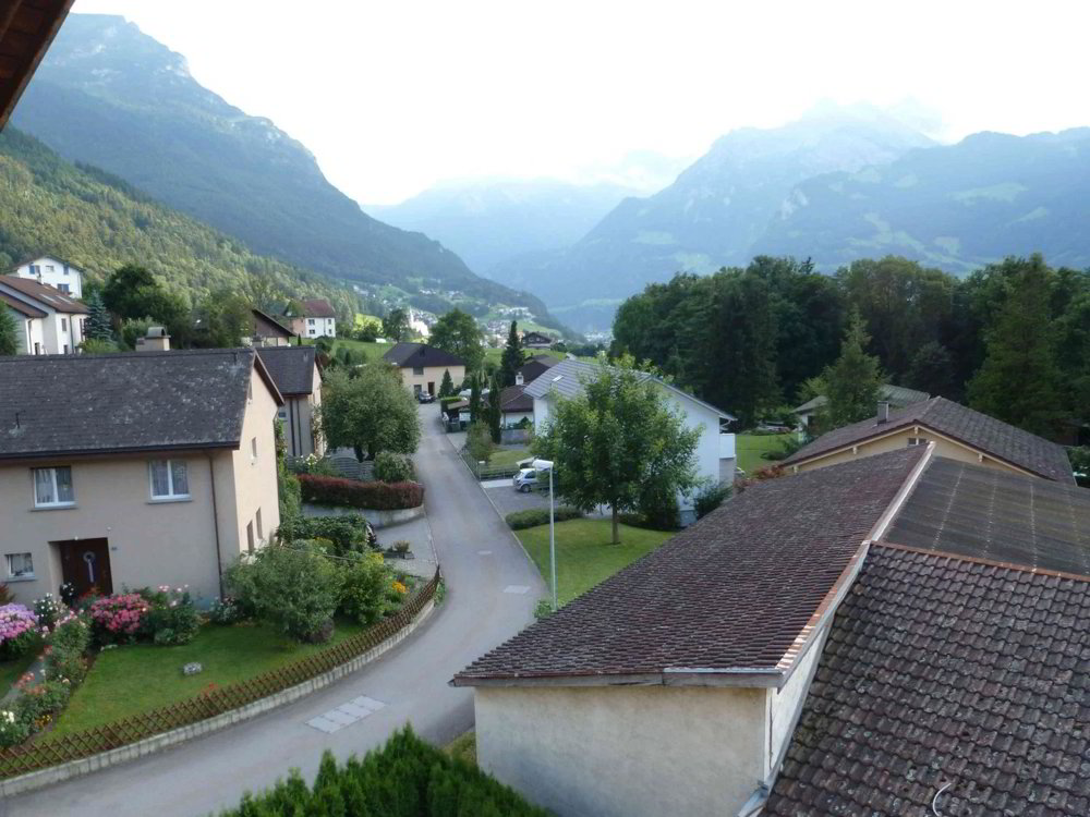 Gemütliche und günstige 3.5 Zimmer Dachwohnung in Bürglen Uri - Ansicht 2