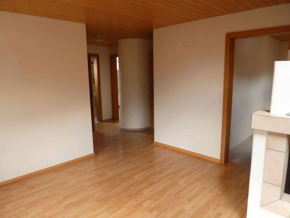 Gemütliche und günstige 3.5 Zimmer Dachwohnung in Bürglen Uri - Ansicht 6