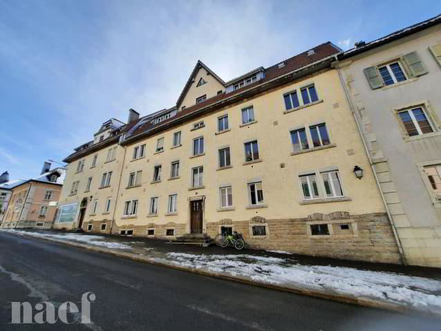 Appartement 4.5 pièces à louer à La Chaux-de-Fonds - image 1/8
