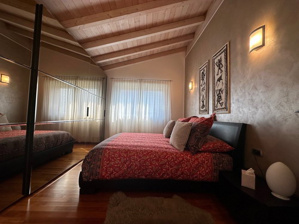 6 rooms Apartment to buy in Lugaggia - image 1/4