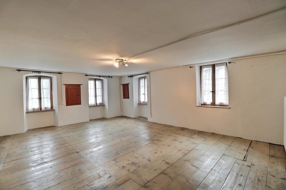 Maison 12.5 pièces à acheter à Brent - image 1/22