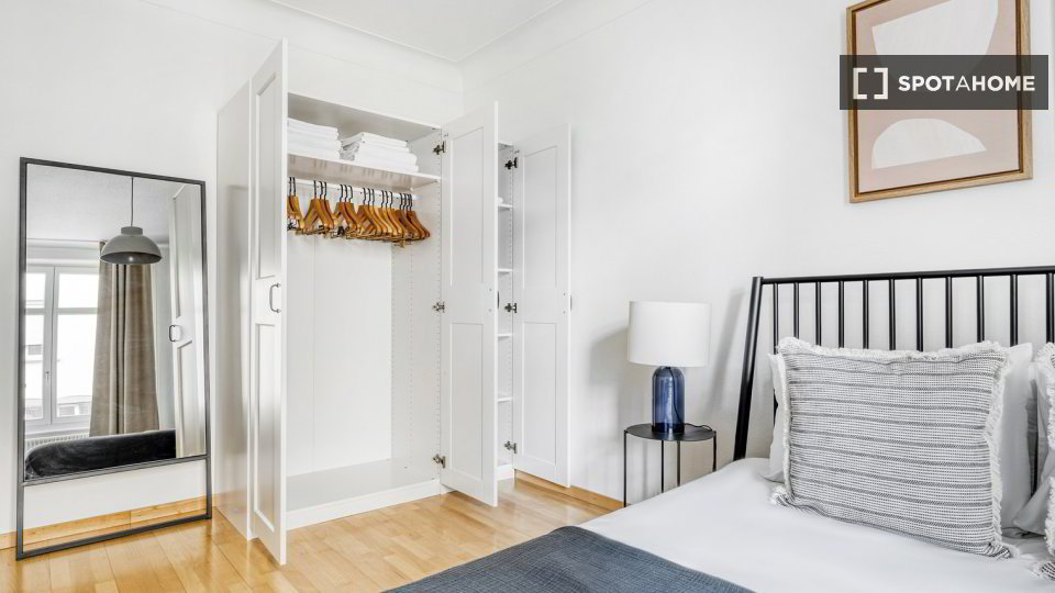 Appartement 2 pièces à louer à Zurich - image 1/13