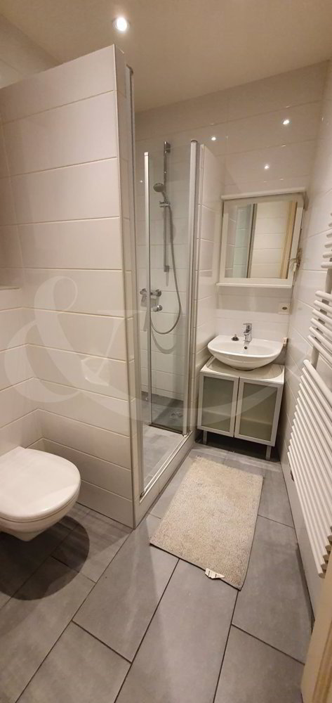 3 rooms Apartment for rent in Geneva - image 1/9
