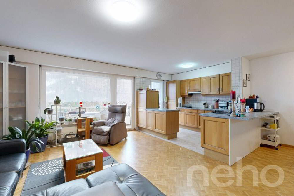 6 rooms Apartment to buy in Le Landeron - image 1/12