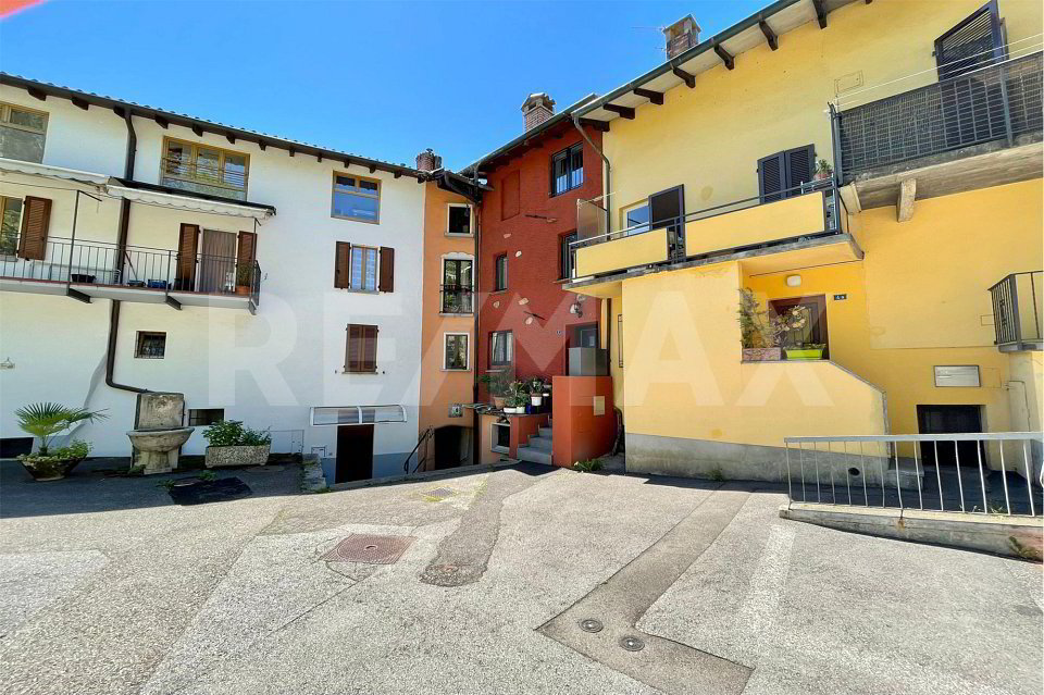Appartement 2 pièces à acheter à Ponte Tresa - image 1/12