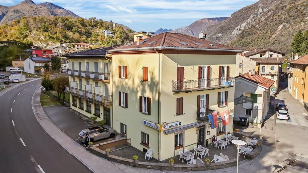 Poslovni prostor, 2117 m²