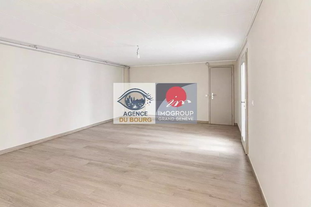 6.5 rooms Apartment to buy in Anières - image 1/13
