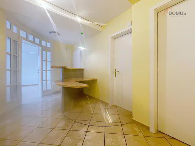 3.5 rooms Office & Commercial for rent in Delémont - image 1/13