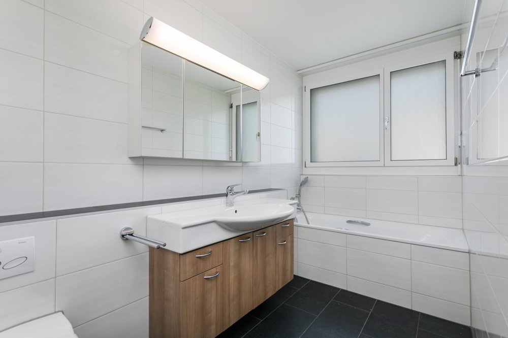 Appartamento di 4.5 locali in vendita a Steinhausen - immagine 1/9