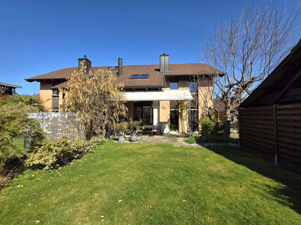 5.5 rooms House to buy in Nuglar - image 1/12