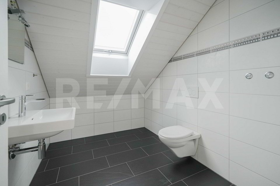 7.5 Zimmer Haus zum verkaufen in Mettau - Bild 1/13