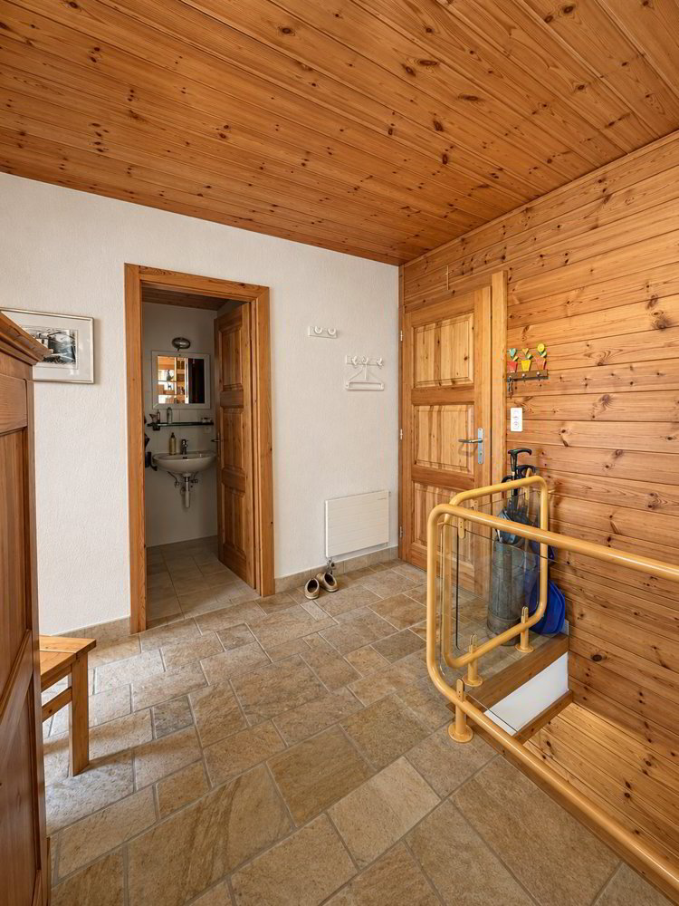 4 rooms Apartment for rent in Champéry - image 1/13