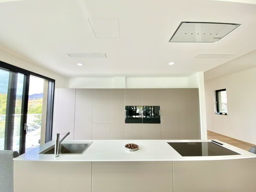 5 rooms House to buy in Clarens - image 1/4