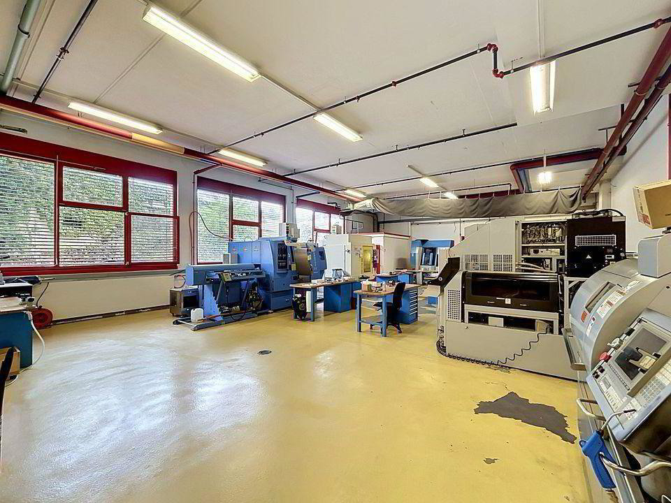null rooms Office & Commercial for rent in Bussigny - image 1/7