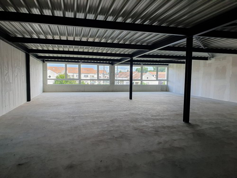 Commercial/atelier 183 m² - Bail flexible - Mehr