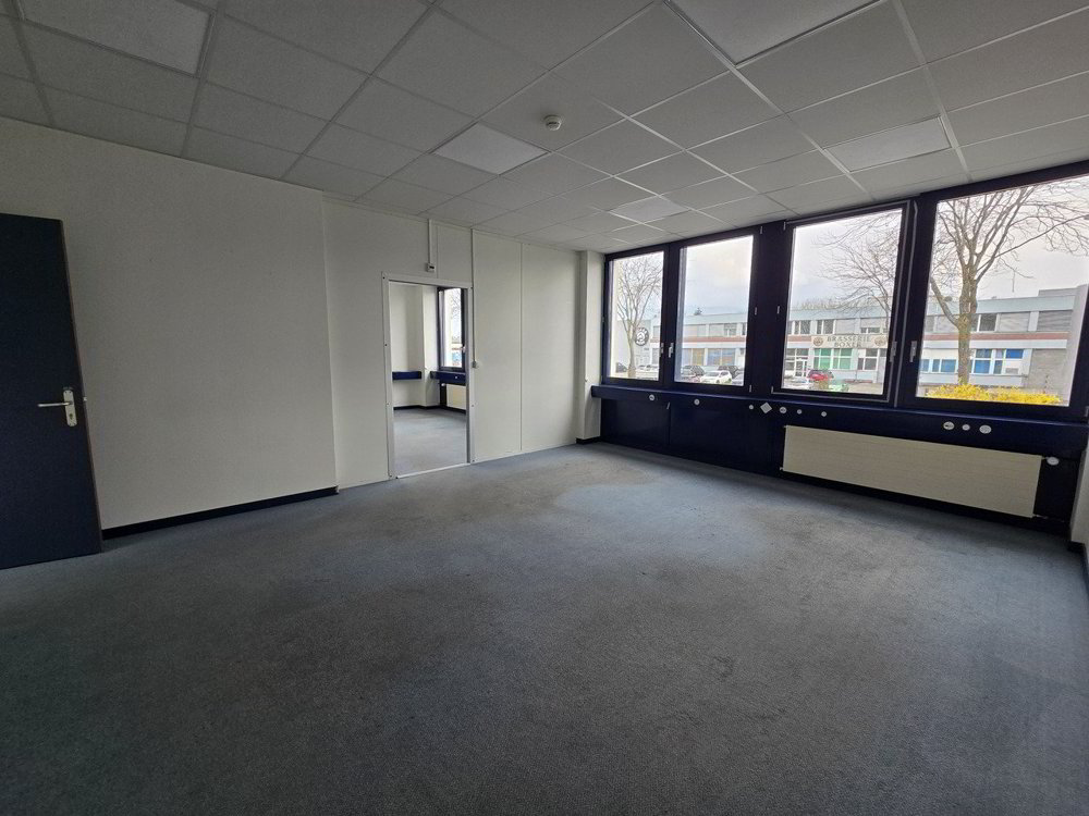 Bureau de 280 m² - Proximité autoroute/gare - Ansicht 4
