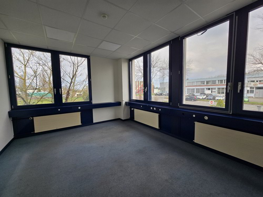 Bureau de 280 m² - Proximité autoroute/gare - Ansicht 5