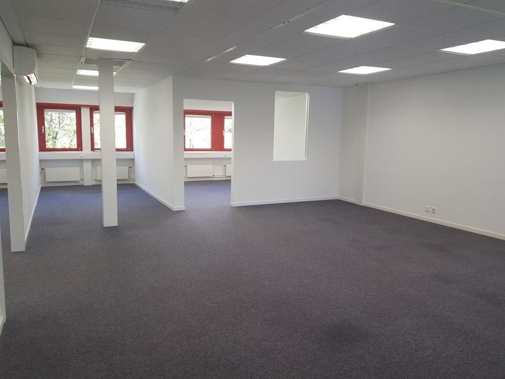 null Zimmer Büro zu vermieten in Gland - Bild 1/6