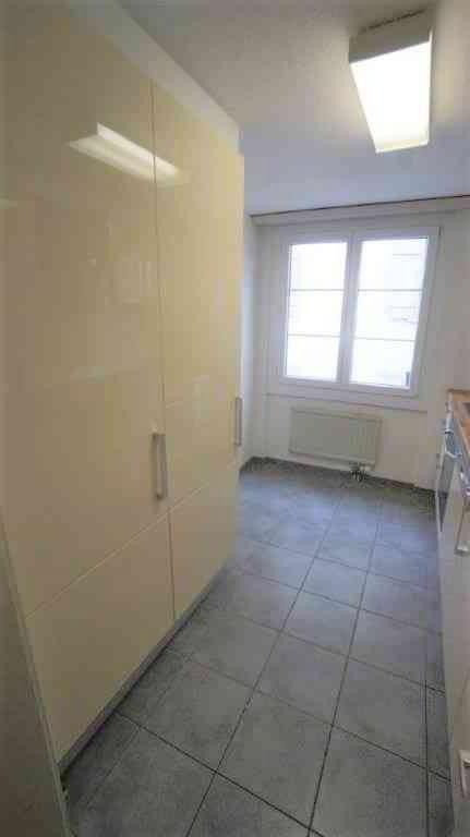 3.0 Zimmer-Wohnung im 2.OG (ohne Lift) - Ansicht 2