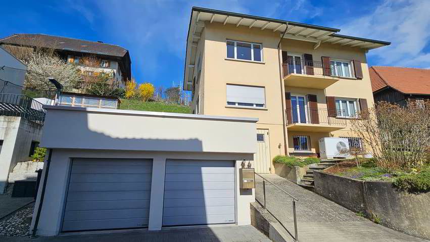 Einfamilienhaus mit 2 Wohnungen und wunderbarer Weitsicht in die Berge - Ansicht 3