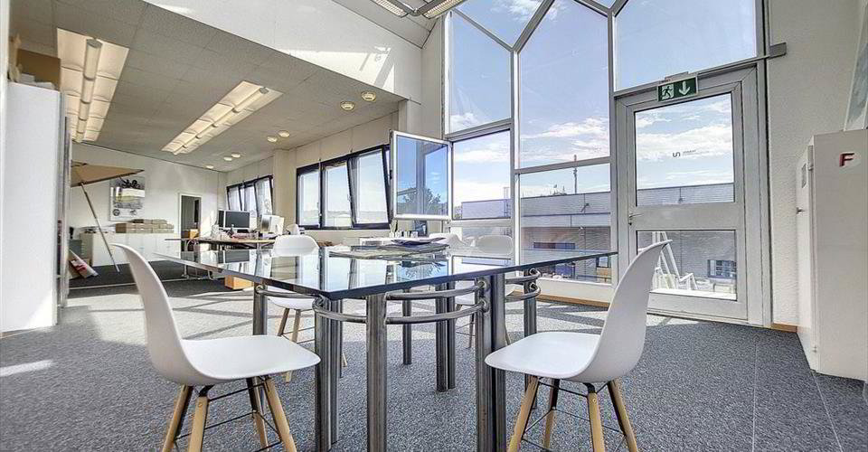 Surface de 141 m² lumineuse et accueillante proche de Lausanne - Mehr