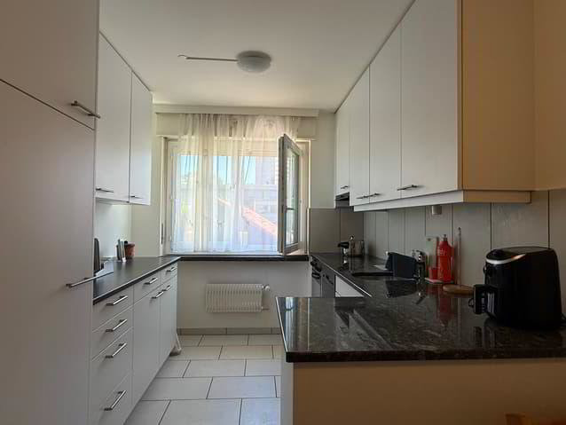 Moderne 3.5-Zimmerwohnung an attraktiver Lage zwischen Biel und Nidau - Ansicht 2