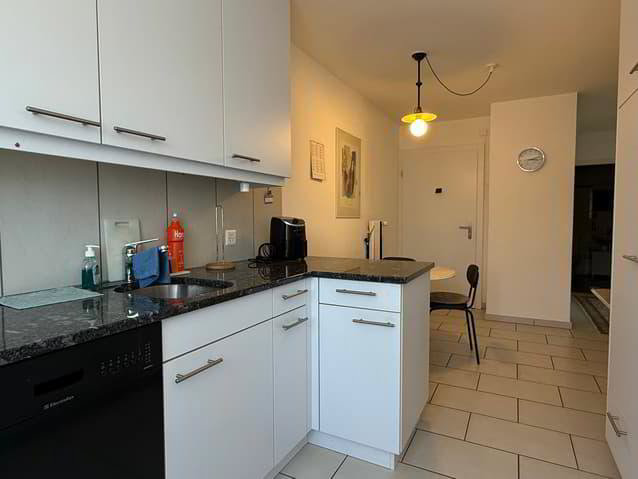 Moderne 3.5-Zimmerwohnung an attraktiver Lage zwischen Biel und Nidau - Ansicht 3
