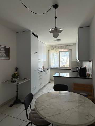 Moderne 3.5-Zimmerwohnung an attraktiver Lage zwischen Biel und Nidau - Ansicht 4