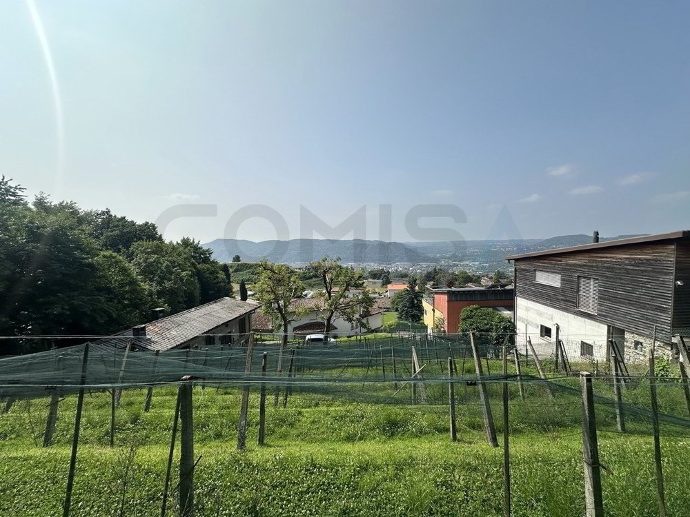 CASTEL SAN PIETRO - OBINO Baugrundstück mit Rustico