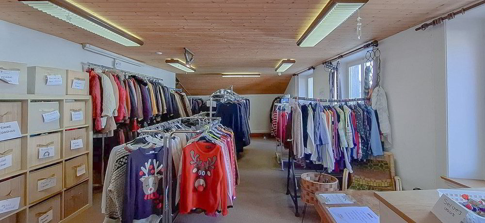 null rooms House to buy in Couvet - image 1/13