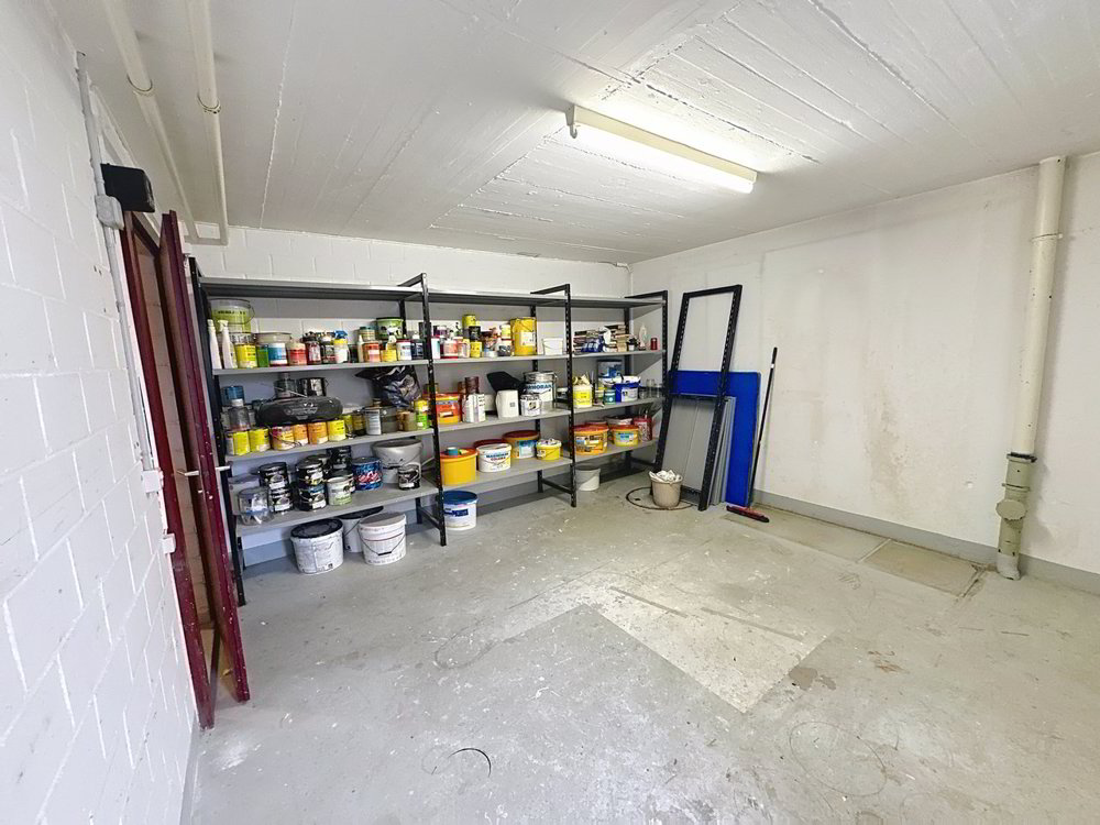 1 rooms Office & Commercial to buy in Granges-Paccot - image 1/2