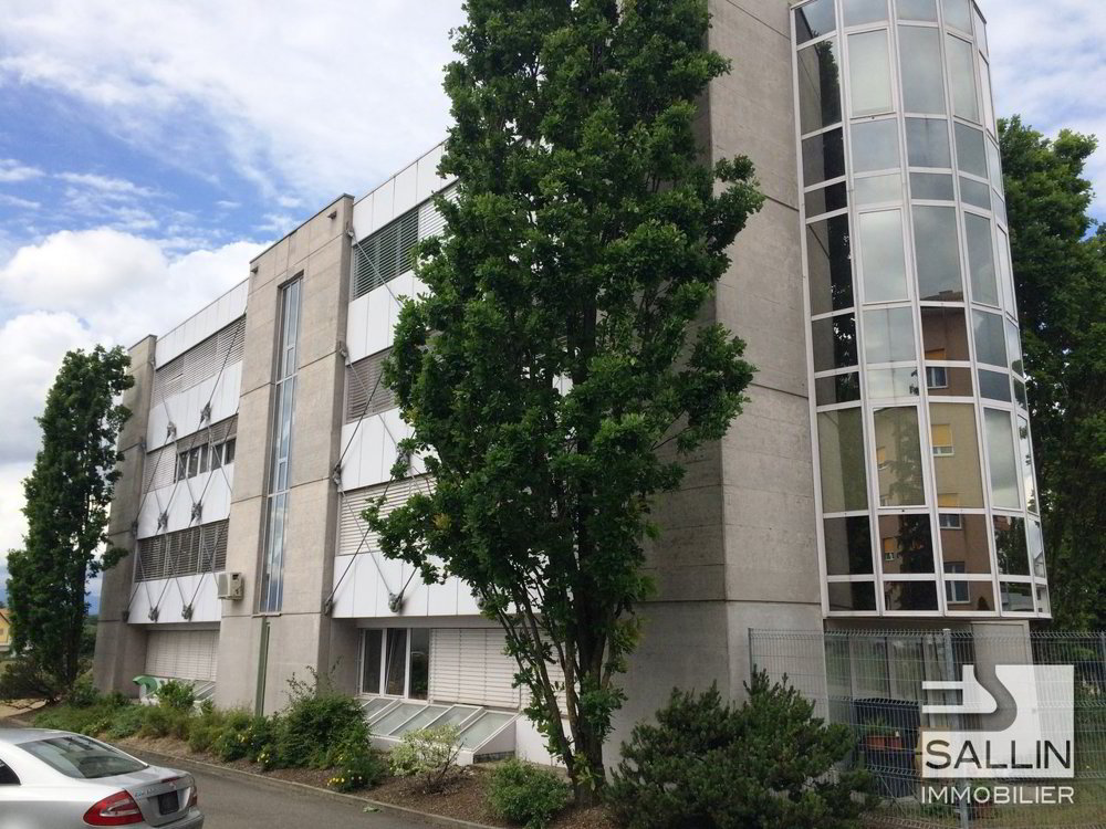 3 rooms Office & Commercial for rent in Domdidier - image 1/1