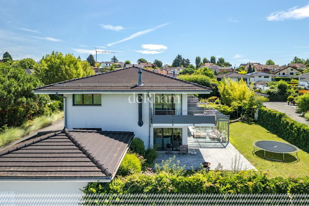 6 rooms House to buy in Ecublens VD - image 1/12