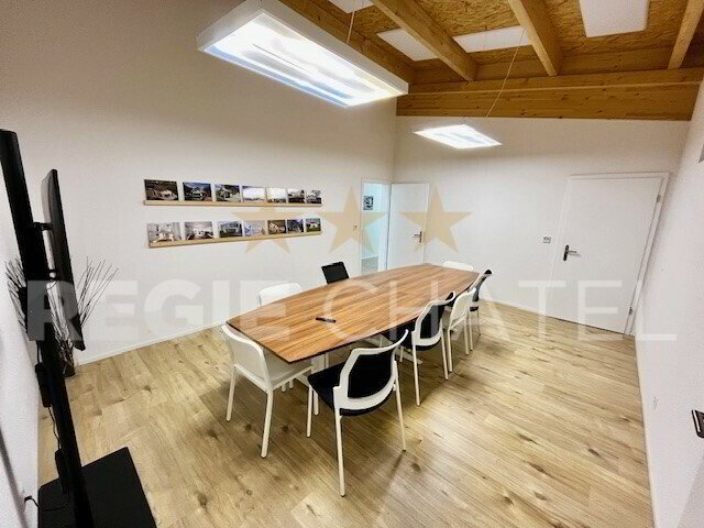 Geräumiger Open Space zu vermieten (2 Büros) - Mehr