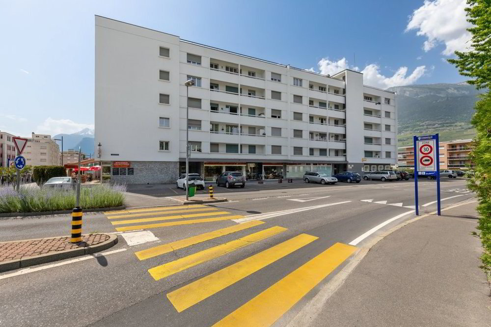 null rooms Car park, garage for rent in Conthey - image 1/1