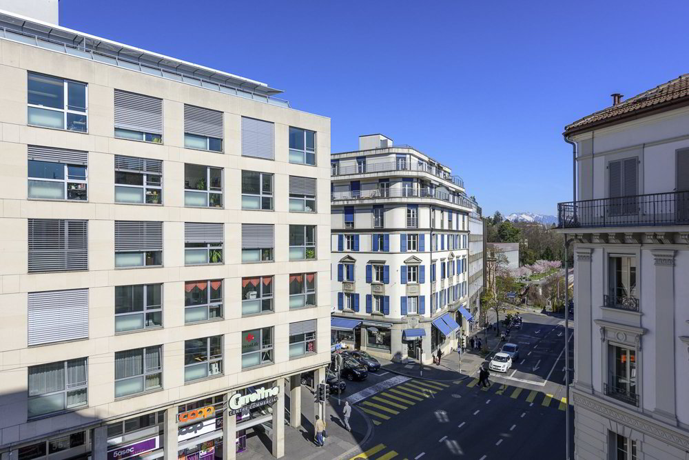 null rooms Office & Commercial for rent in Losanna - image 1/8
