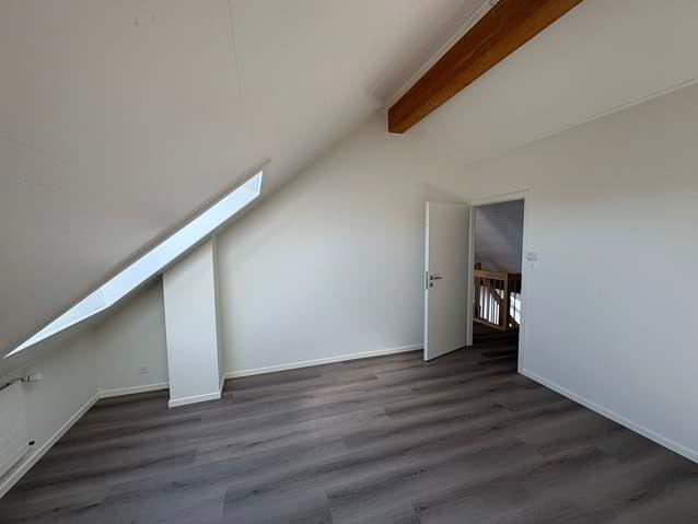 Appartement 1 pièces à louer à St-Blaise - image 1/10