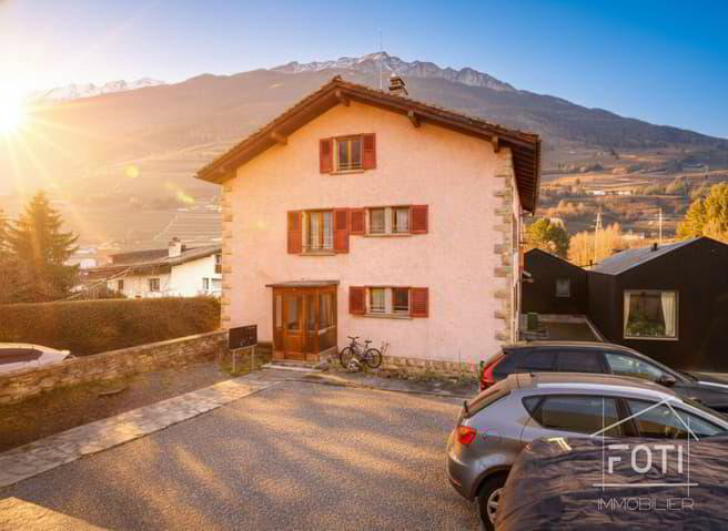 Immeuble de rendement de 5 logements.