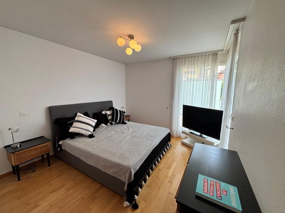 5 Zimmer Wohnung zu vermieten in Chernex - Bild 1/13