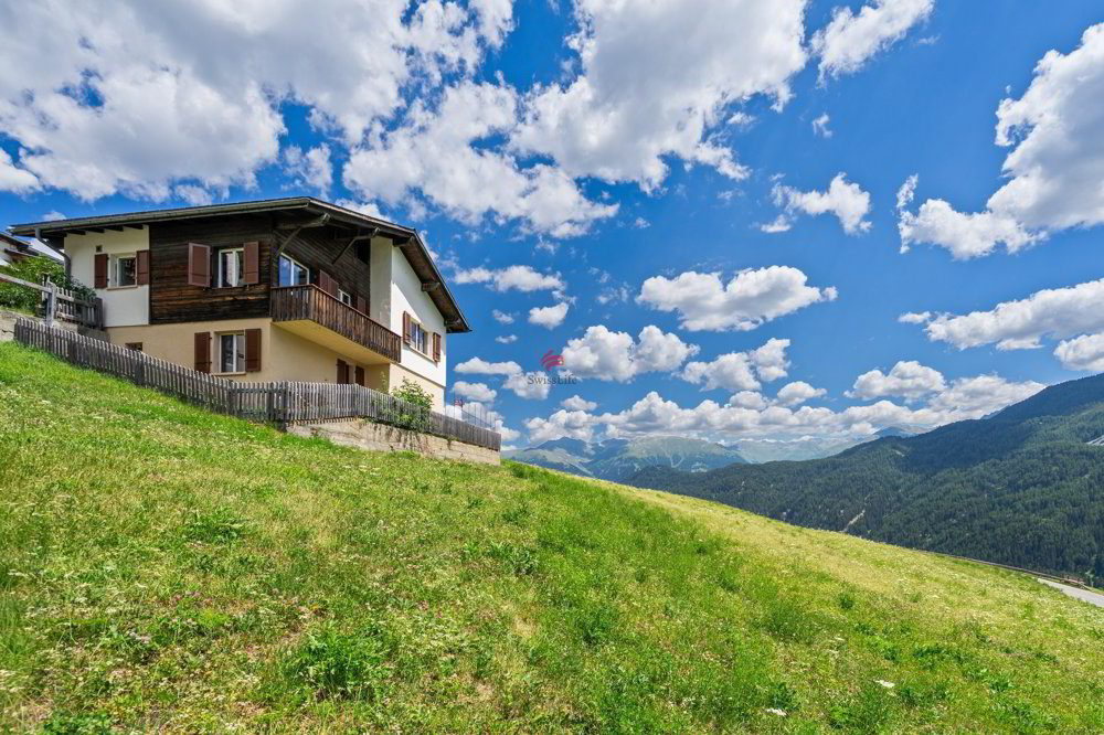 Casa di 4 locali in vendita a Tschlin - immagine 1/13