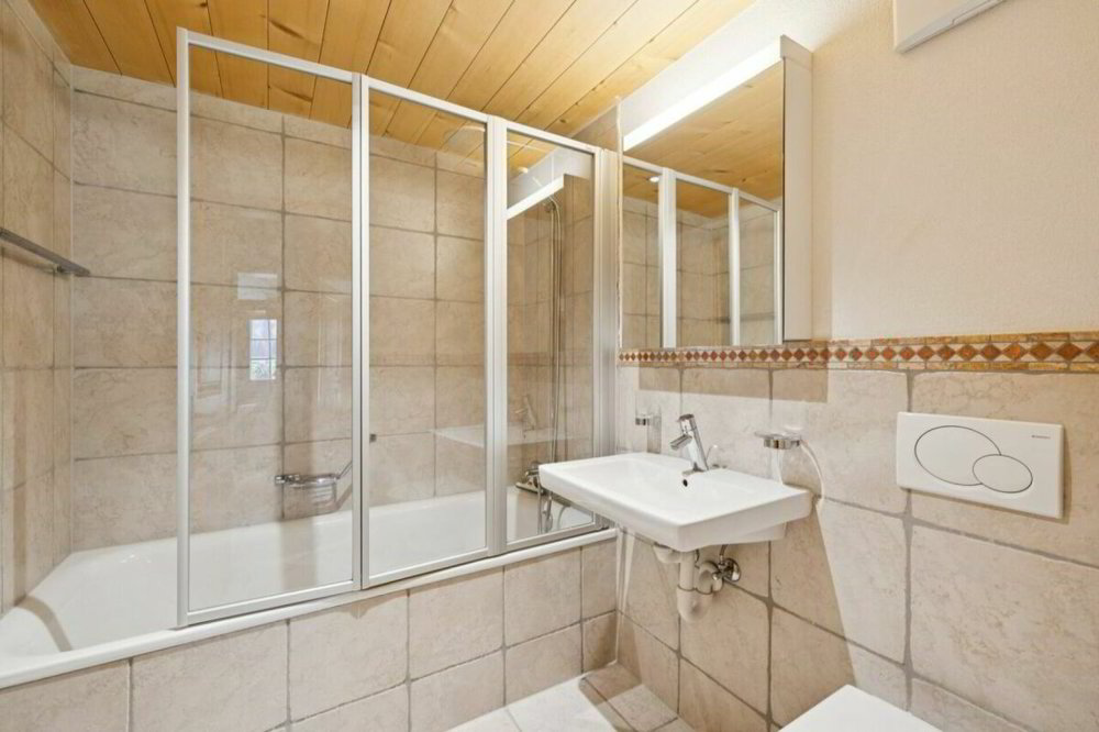3 rooms Apartment to buy in Champéry - image 1/13