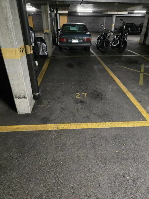 null Zimmer Parkplatz, Garage zu vermieten in Sitten - Bild 1/3