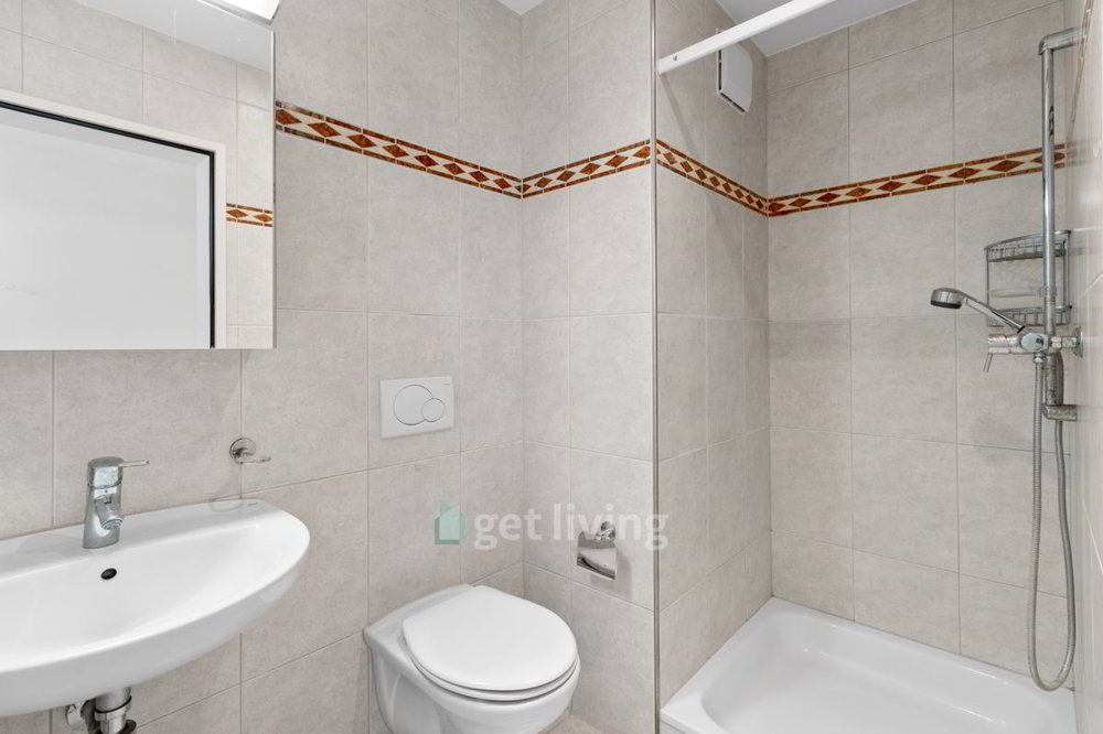 4 Zimmer Wohnung zum verkaufen in Dietlikon - Bild 1/13
