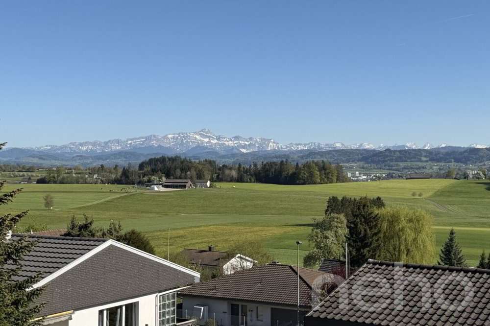 6.5 rooms House to buy in Zuzwil SG - image 1/12
