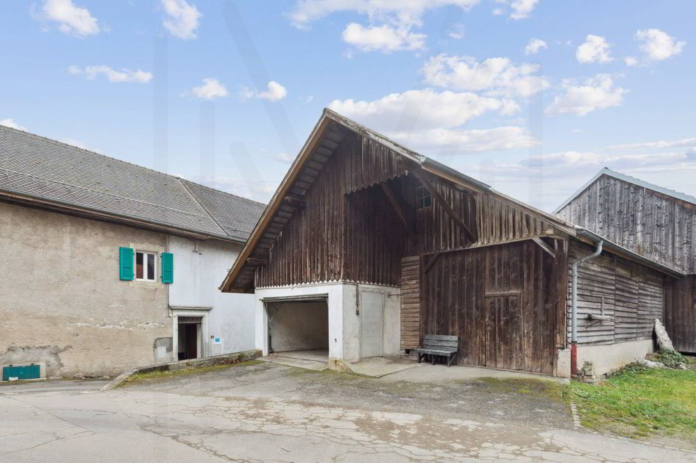 10 rooms House to buy in Chavannes-sur-Moudon - image 1/3