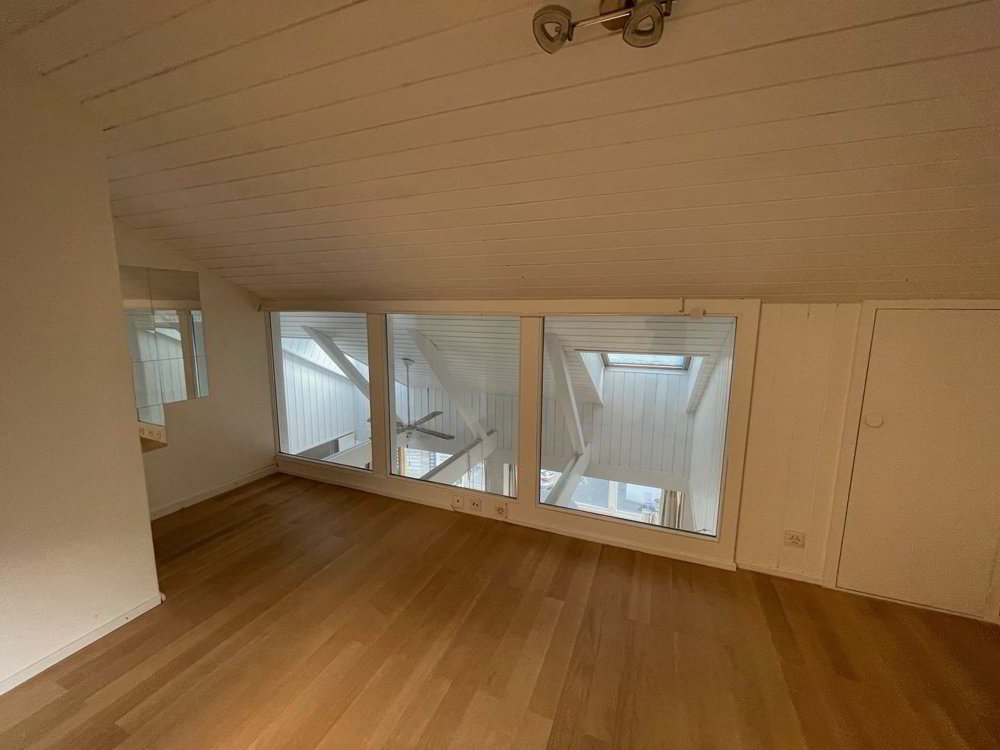 Maison 5 pièces à acheter à Vollèges - image 1/13