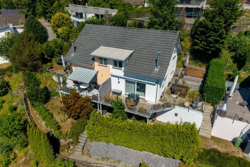 Casa di 5 locali in vendita a Oftringen - immagine 1/13
