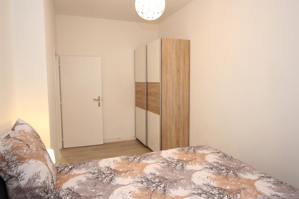4 rooms Apartment for rent in Genève - image 1/6