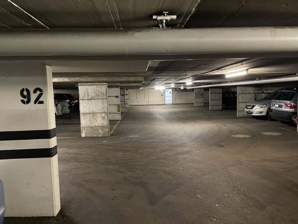Parcheggio, garage di null locali in affitto a Hombrechtikon - immagine 1/3