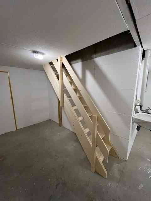 Lagerraum zu vermieten (2 Stockwerke, Fläche total ca. 48 m²) - Ansicht 5